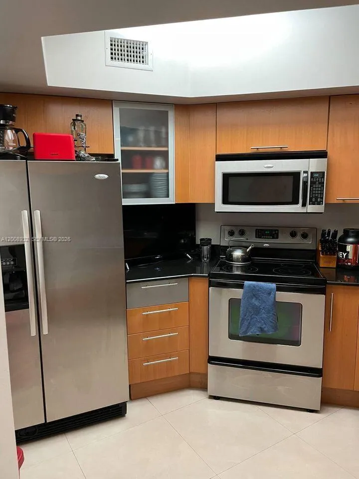 1750 Bayshore Dr #2514 Miami, FL 33132