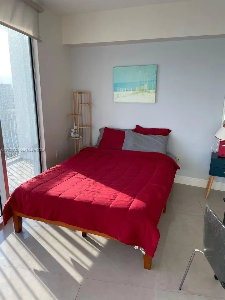 1750 Bayshore Dr #2514 Miami, FL 33132