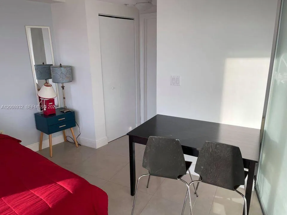 1750 Bayshore Dr #2514 Miami, FL 33132