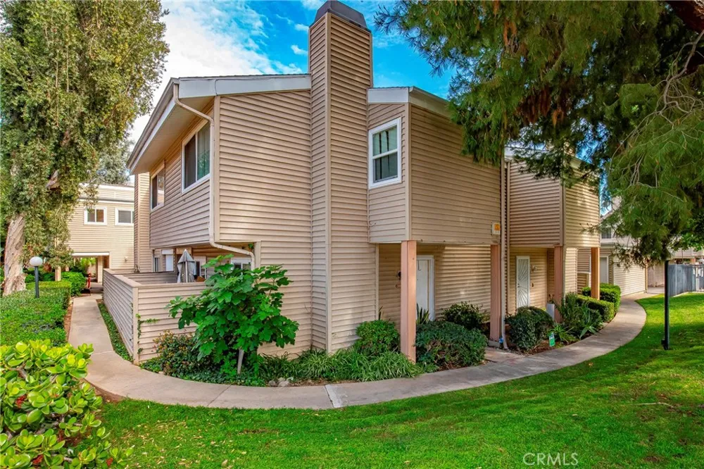 9952 Sepulveda #5 San Fernando, CA 91345