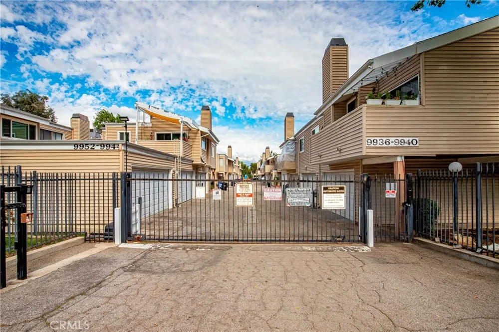 9952 Sepulveda #5 San Fernando, CA 91345
