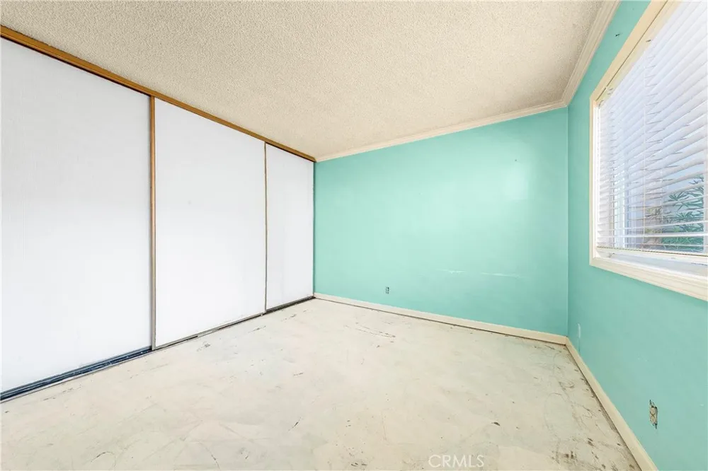 9952 Sepulveda #5 San Fernando, CA 91345