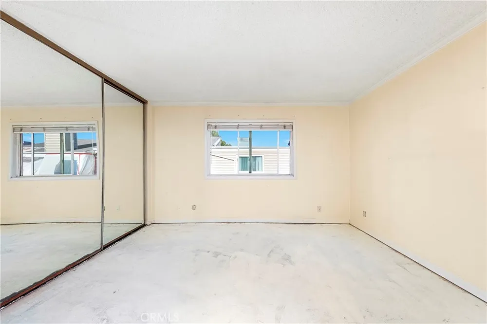 9952 Sepulveda #5 San Fernando, CA 91345