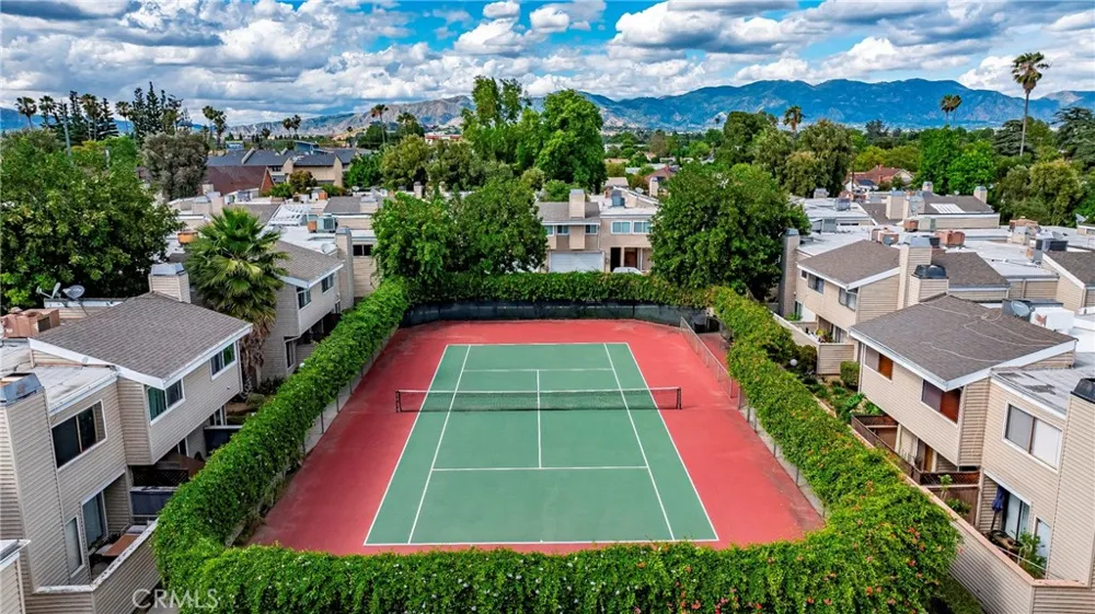 9952 Sepulveda #5 San Fernando, CA 91345