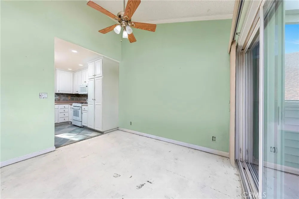 9952 Sepulveda #5 San Fernando, CA 91345
