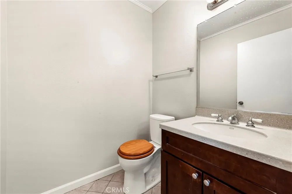 9952 Sepulveda #5 San Fernando, CA 91345