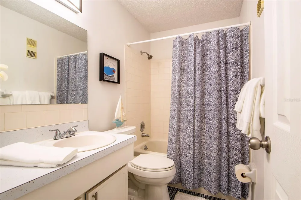 2850 59TH STREET S #205 Gulfport, FL 33707