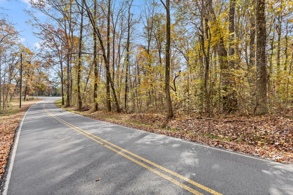 612 Miles Road Signal Mountain, TN 37377