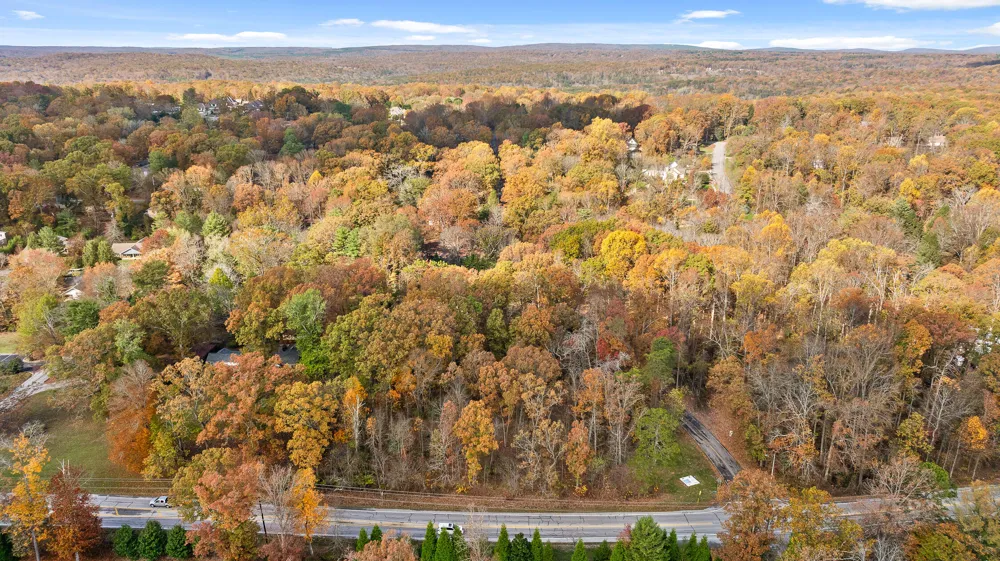 612 Miles Road Signal Mountain, TN 37377