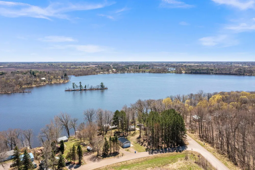 19013 Island View Drive Mora, MN 55051