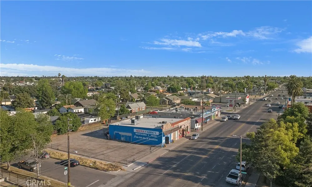 170 N Maple Ave Fresno, CA 93702