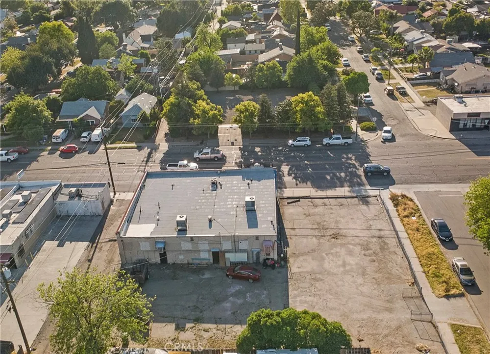 170 N Maple Ave Fresno, CA 93702