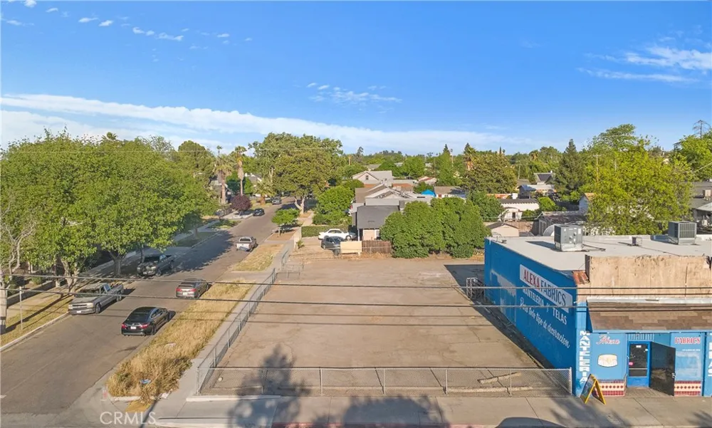 170 N Maple Ave Fresno, CA 93702