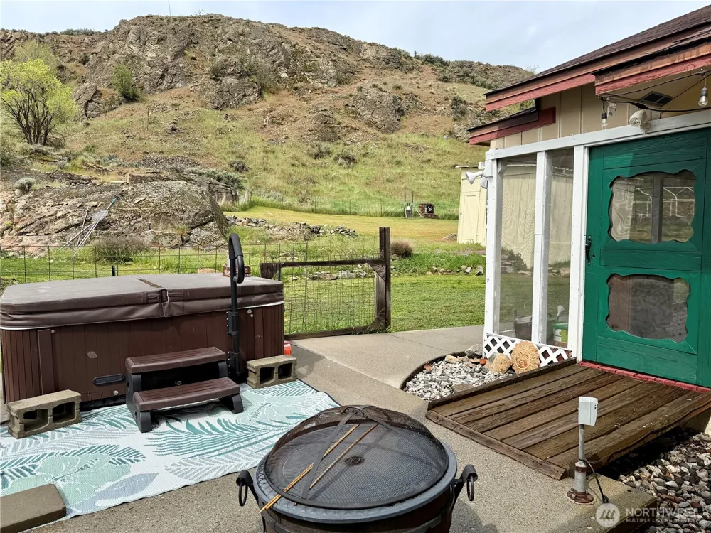 58110 View Place NE Grand Coulee, WA 99133