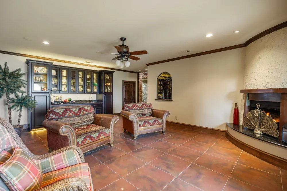 8 Meadowlake Drive Heath, TX 75032
