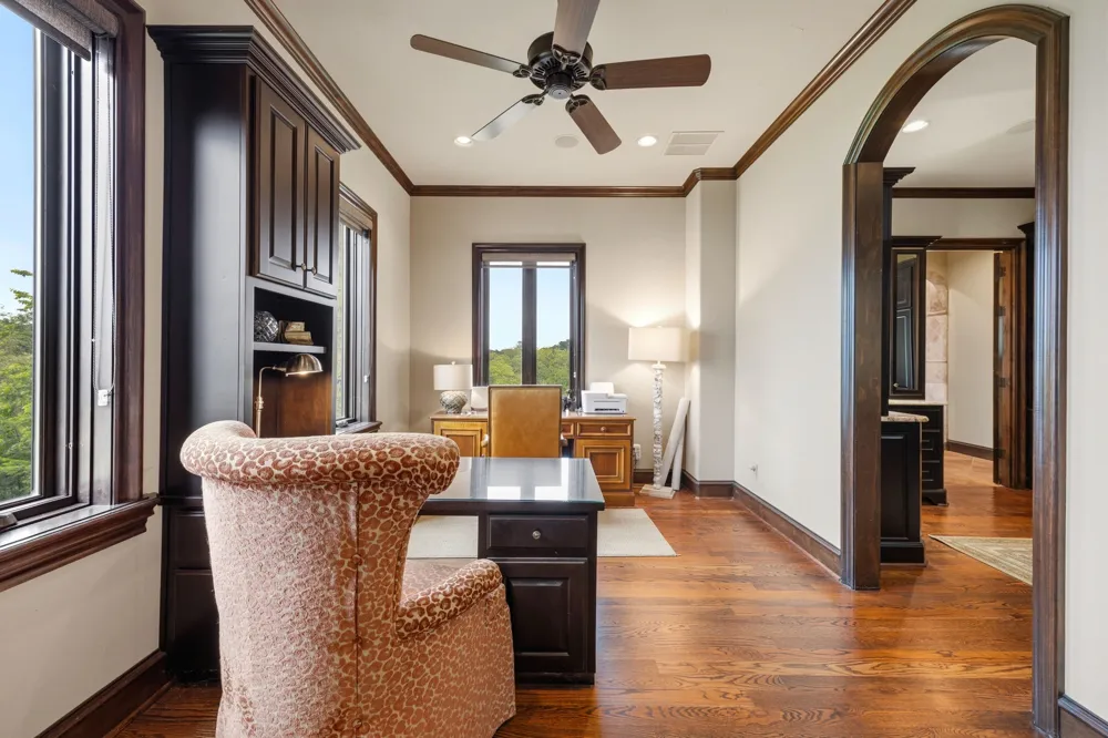 8 Meadowlake Drive Heath, TX 75032