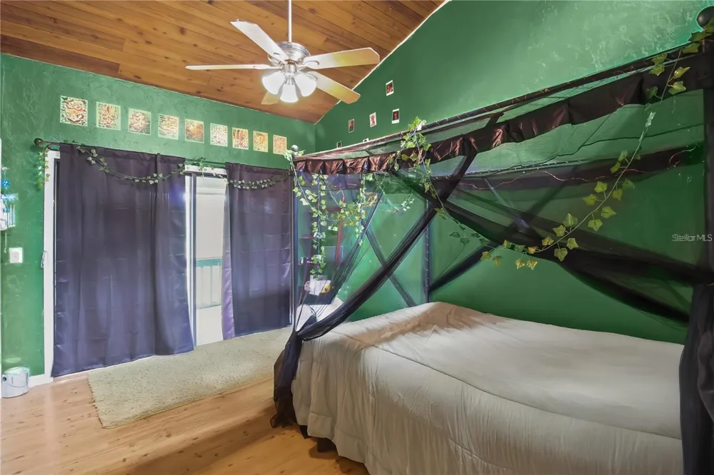 3566 CAMELOT DRIVE #6 Haines City, FL 33844