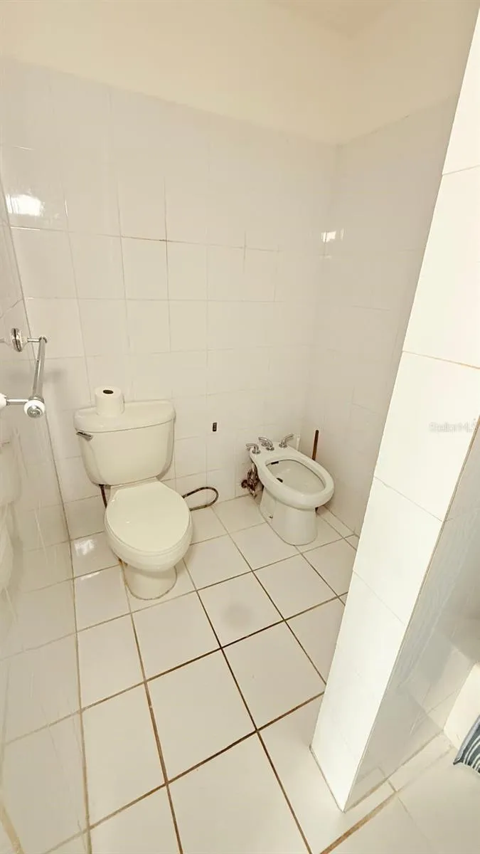 37 ISLA VERDE AVE. #203 Carolina, PR 00979