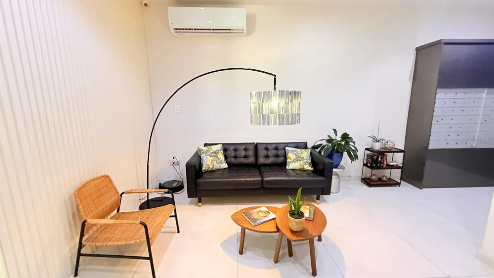 37 ISLA VERDE AVE. #203 Carolina, PR 00979