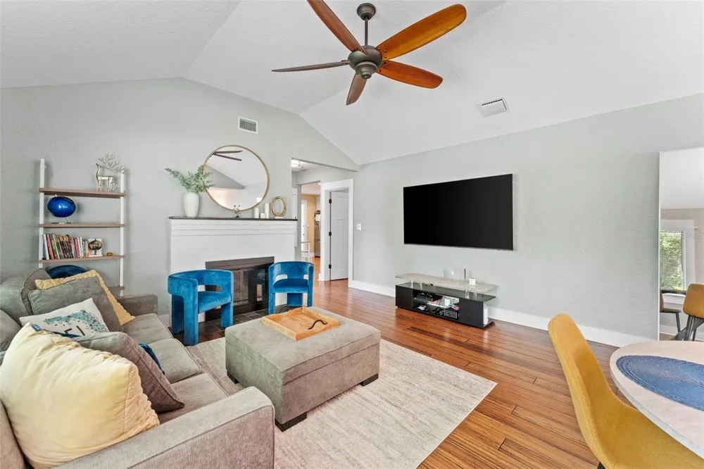 600 VASSAR STREET Orlando, FL 32804