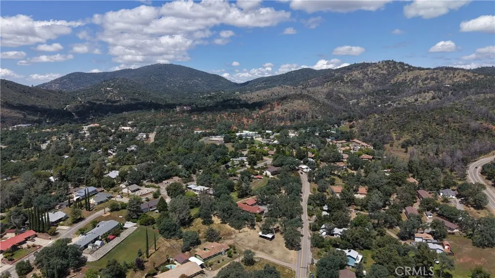 5160 Campbell Mariposa, CA 95338