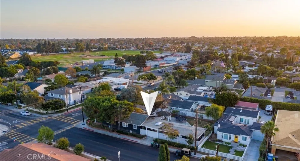 2197 Santa Ana Avenue Costa Mesa, CA 92627