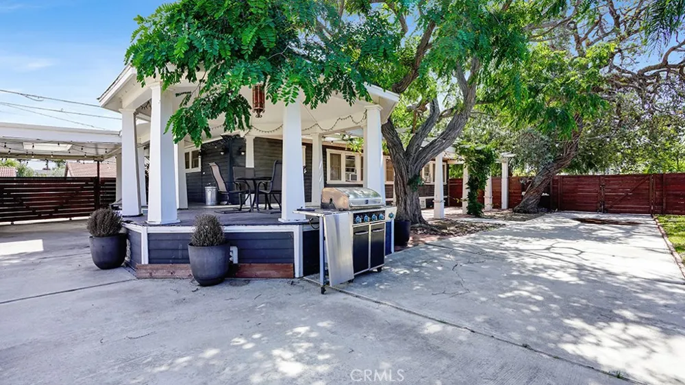 2197 Santa Ana Avenue Costa Mesa, CA 92627