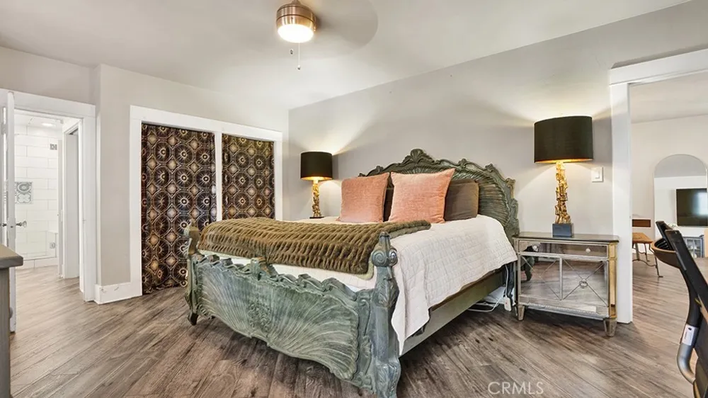 2197 Santa Ana Avenue Costa Mesa, CA 92627