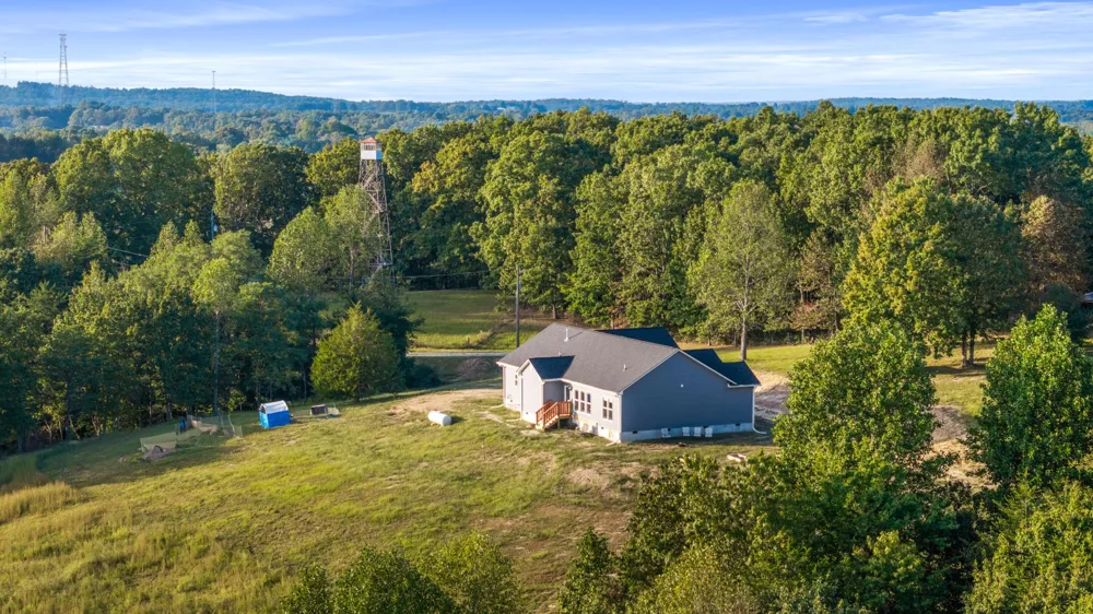 610 Summer City Firetower Road Pikeville, TN 37367