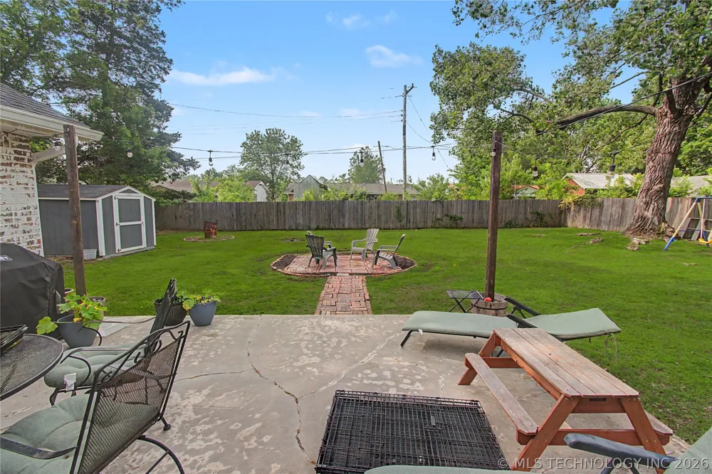 502 NW J STREET Stigler, OK 74462