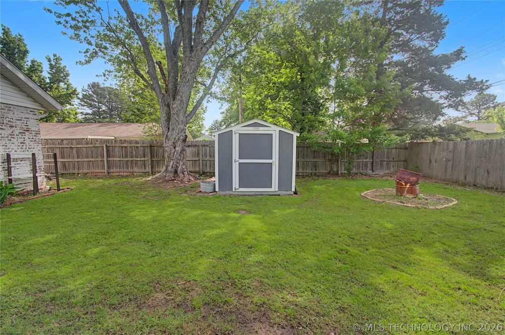 502 NW J STREET Stigler, OK 74462