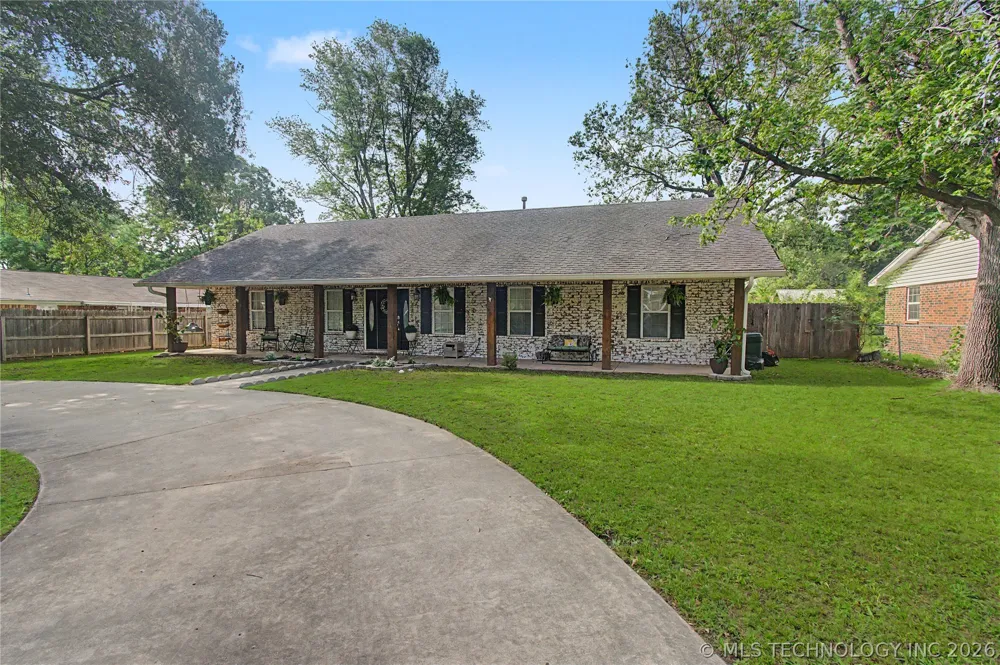 502 NW J STREET Stigler, OK 74462