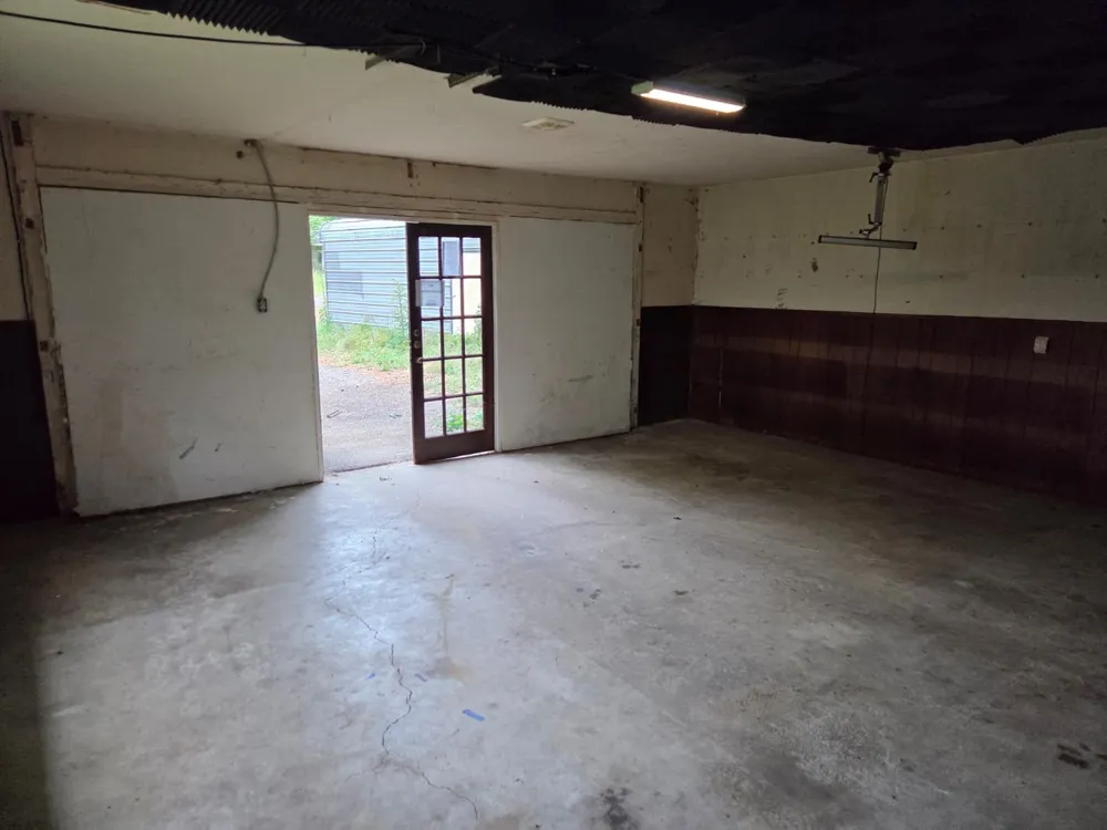 7515 E US Highway 80 Hawkins, TX 75765