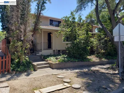 342 Washington Blvd