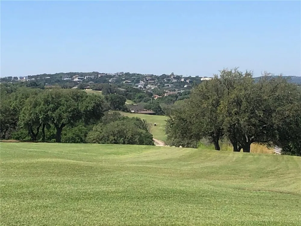 21009 Seminole Lago Vista, TX 78645