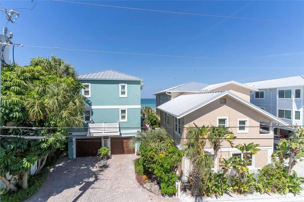 708 GULF BOULEVARD #D Indian Rocks Beach, FL 33785
