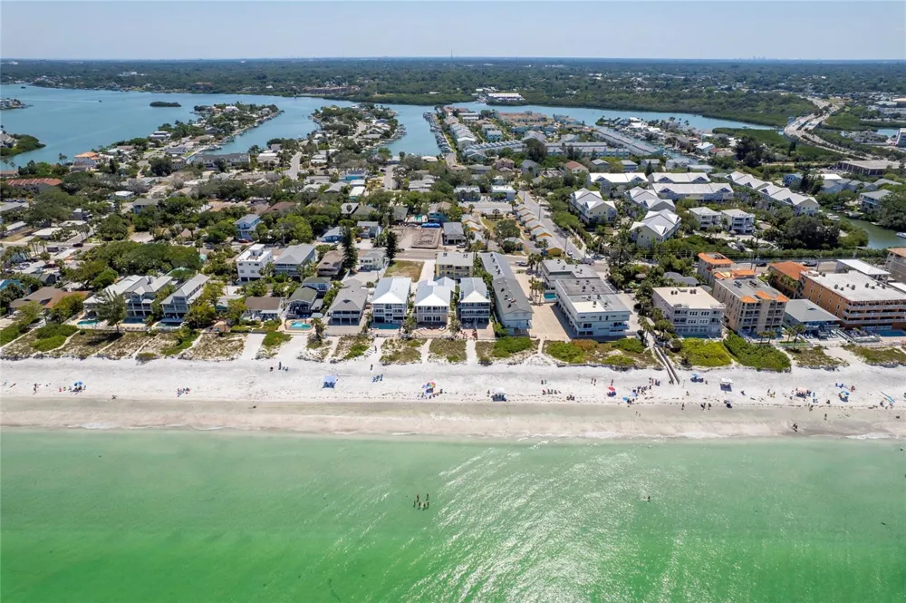 708 GULF BOULEVARD #D Indian Rocks Beach, FL 33785
