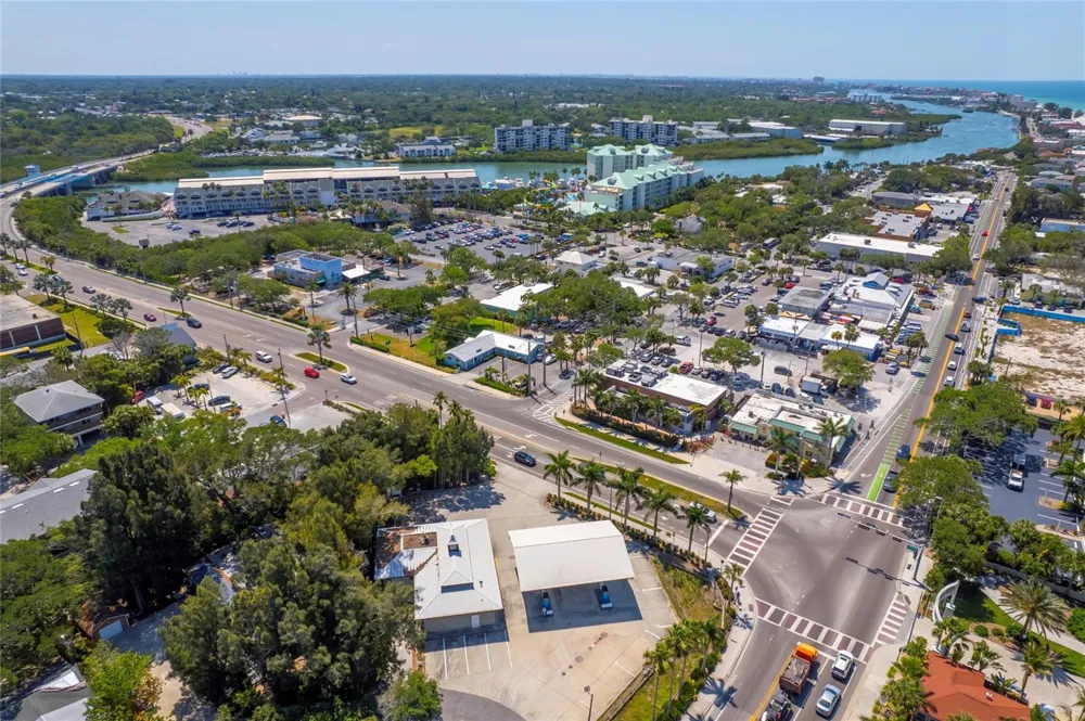 708 GULF BOULEVARD #D Indian Rocks Beach, FL 33785