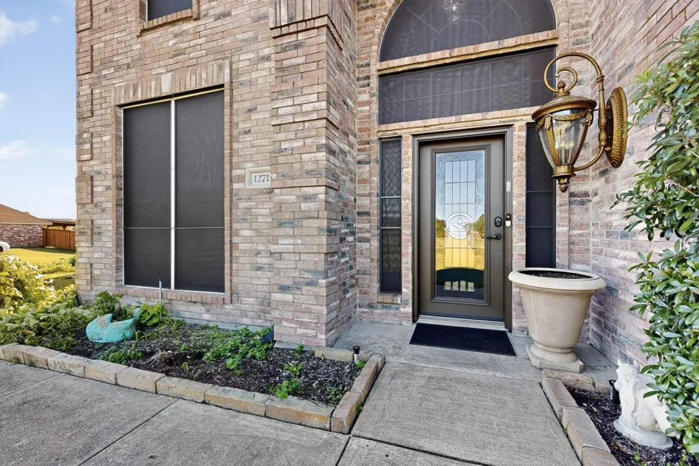 1271 Lone Star Boulevard Talty, TX 75160