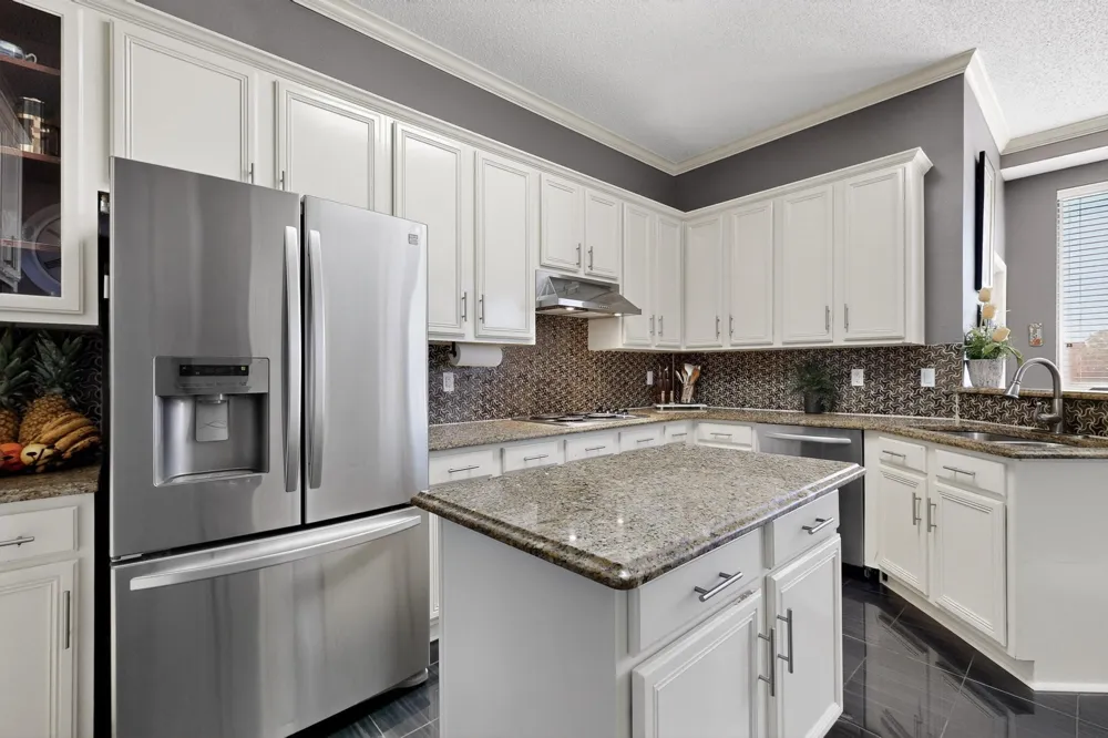 1271 Lone Star Boulevard Talty, TX 75160