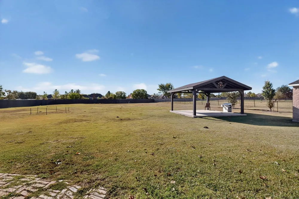 1271 Lone Star Boulevard Talty, TX 75160