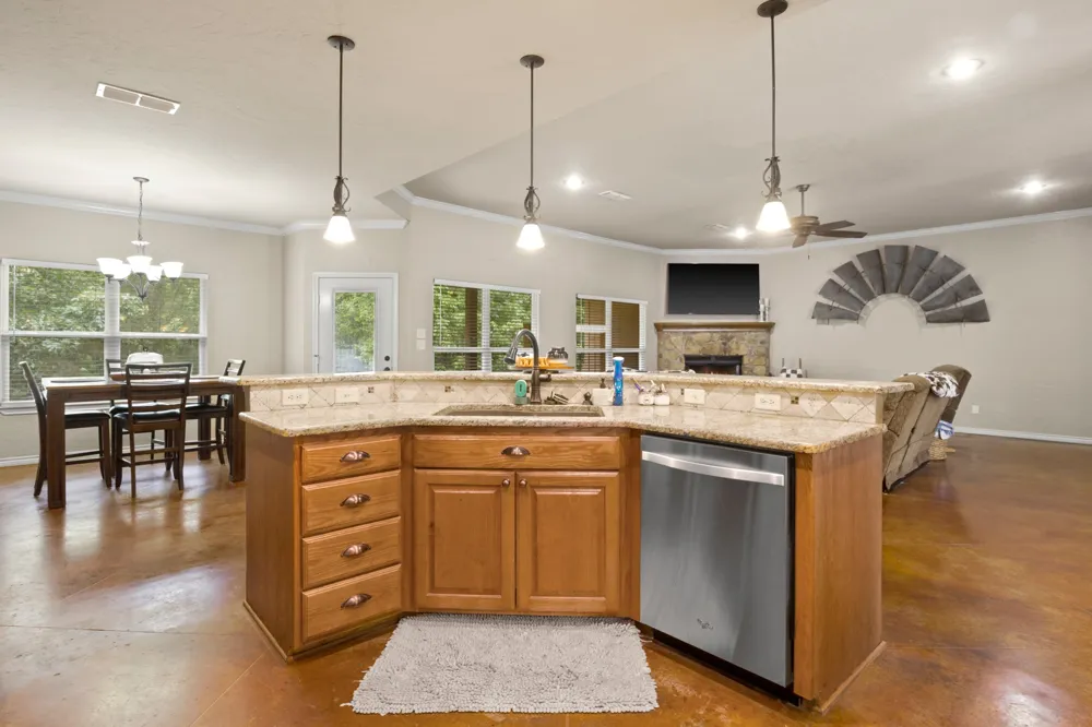 10 County Road 1513 Avinger, TX 75630