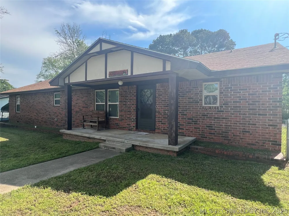 109435 S 4154 ROAD Checotah, OK 74426
