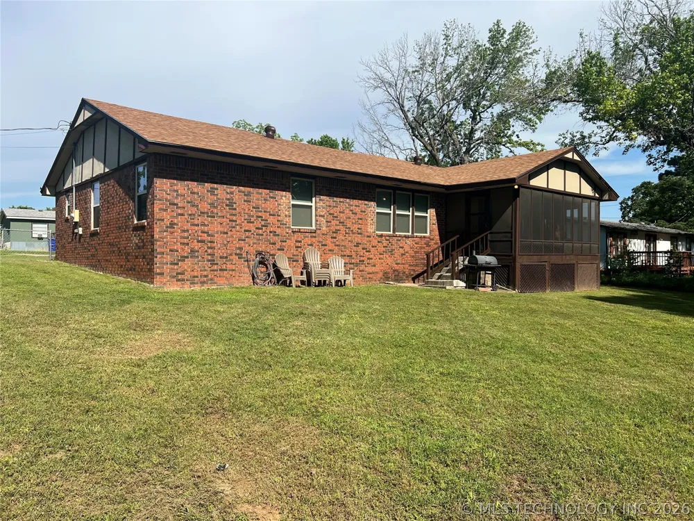 109435 S 4154 ROAD Checotah, OK 74426