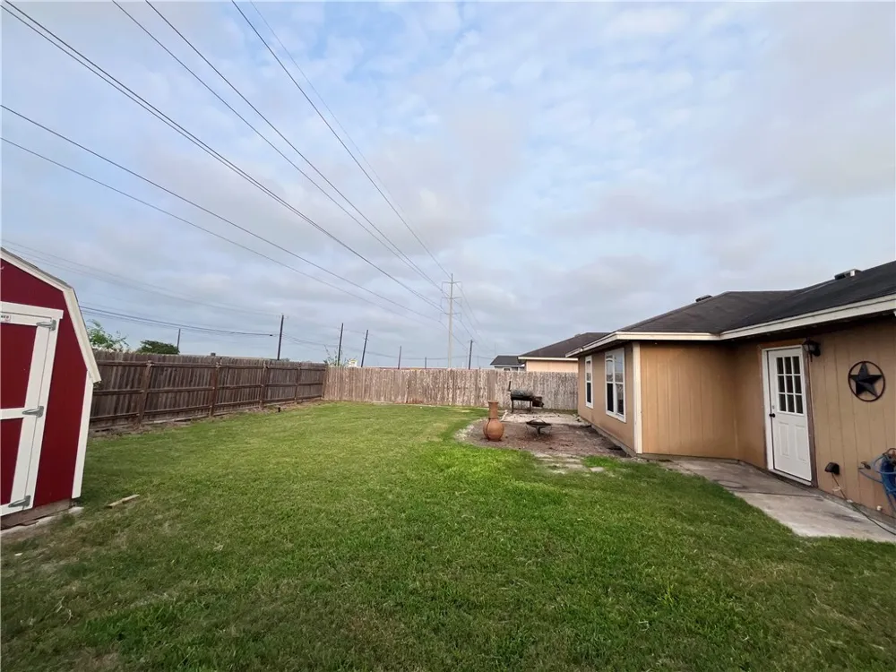 1930 El Monte Street Corpus Christi, TX 78417