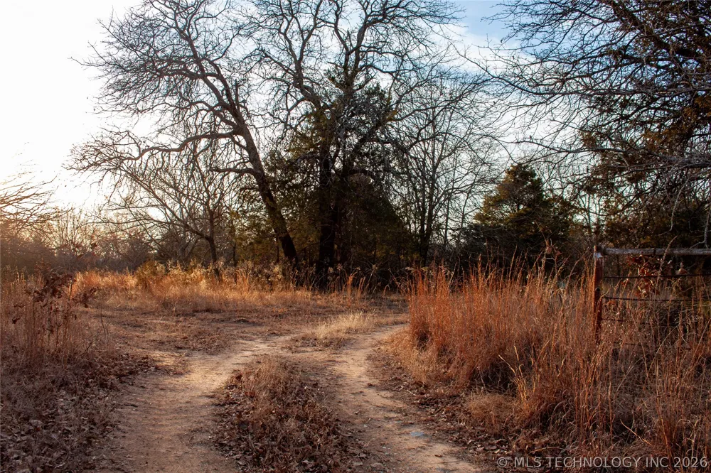 Francis Road Byng, OK 74820