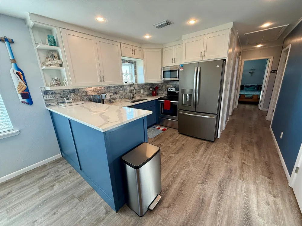 16719 Tahiti Way Jamaica Beach, TX 77554