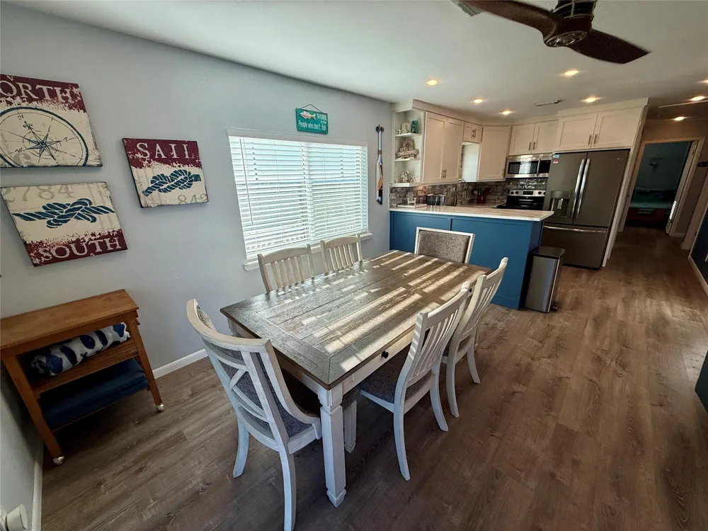 16719 Tahiti Way Jamaica Beach, TX 77554