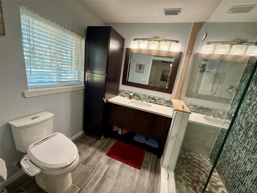 16719 Tahiti Way Jamaica Beach, TX 77554