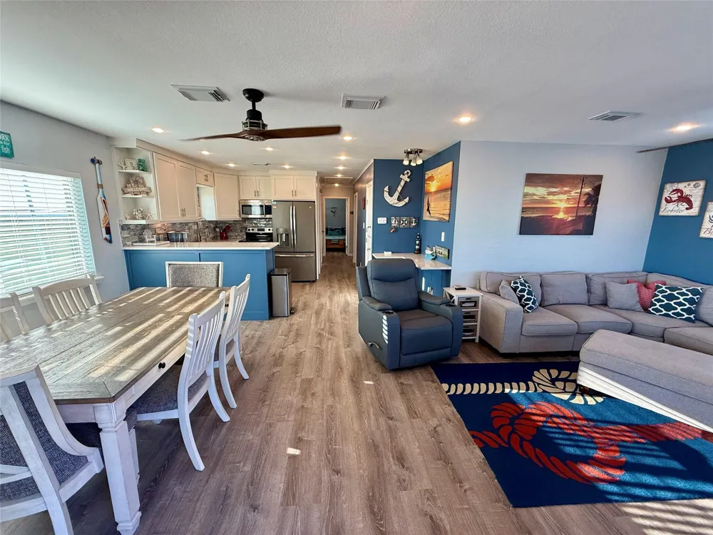 16719 Tahiti Way Jamaica Beach, TX 77554